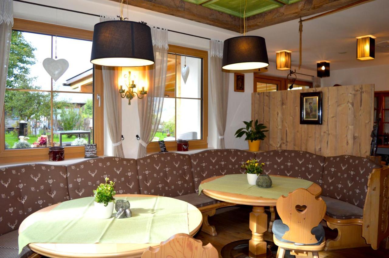 Hotel Zum Urviech -Erwachsenenhotel- (Adults Only) Ehrwald Bagian luar foto