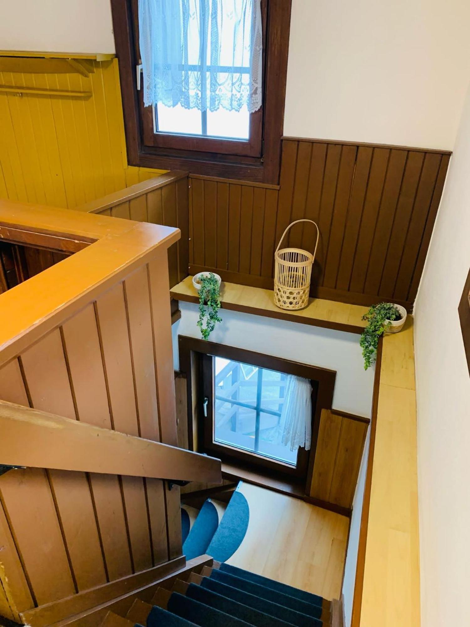 Hotel Zum Urviech -Erwachsenenhotel- (Adults Only) Ehrwald Bagian luar foto