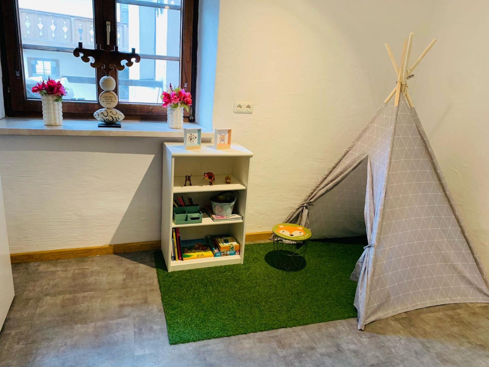 Hotel Zum Urviech -Erwachsenenhotel- (Adults Only) Ehrwald Bagian luar foto