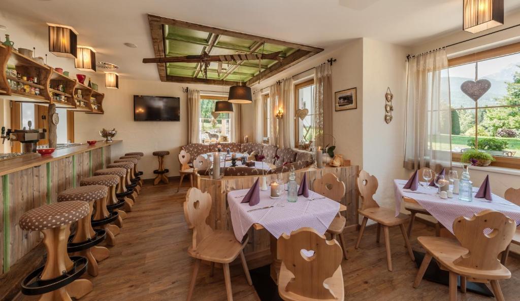 Hotel Zum Urviech -Erwachsenenhotel- (Adults Only) Ehrwald Bagian luar foto